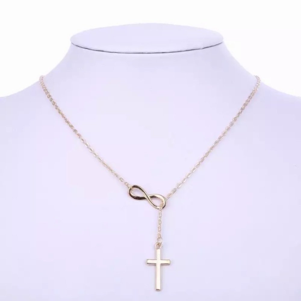 Gorgeous Pendant Silver Cross Necklace - Picture 5 of 6